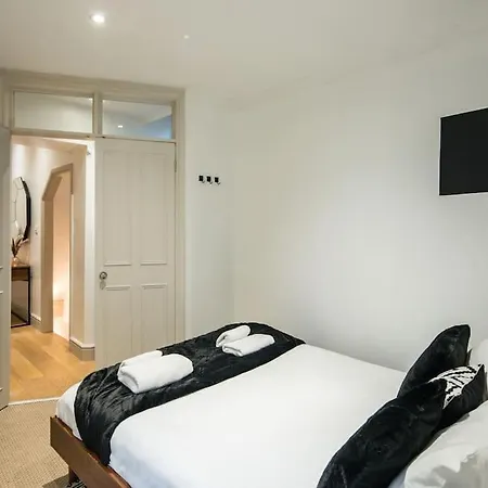 Superb Retreat Central Next Tube Apartamento Londres