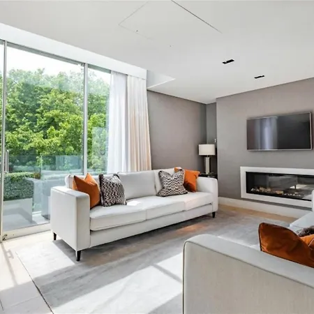 Lux, Large Central Mayfair Location Flat Apartment *
