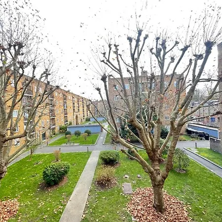 Specious-cozy Maida Vale London
