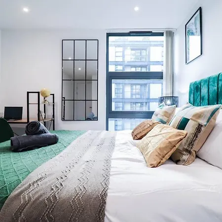Stylish 1 Bed Flat - 5 Mins From Canary Wharf Apartment London