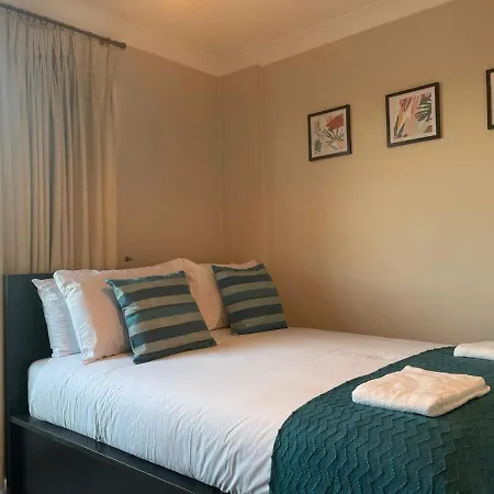 Tina Place In Tower Hill - 2 Double Beds, Max 4 People, Great Location In ロンドン