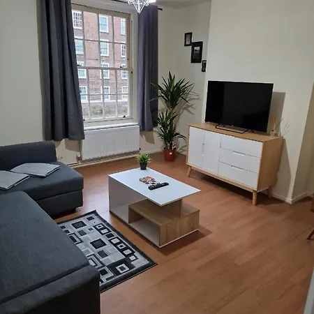 Waterloo - Zone 1 - Spacious One Bedroom Flat * Londýn