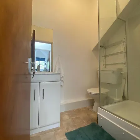 Apartment Impeccable 1-bed In Putney Village London