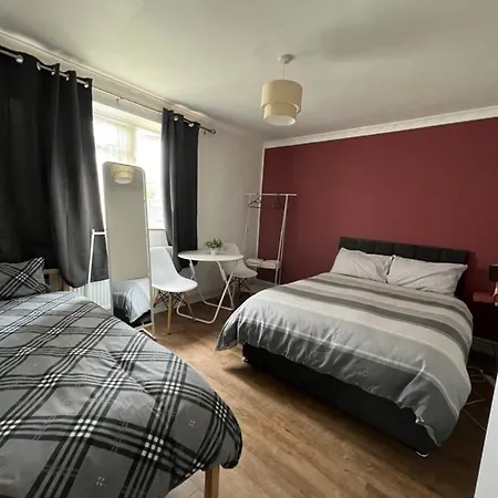 Large With Two Bed In * London