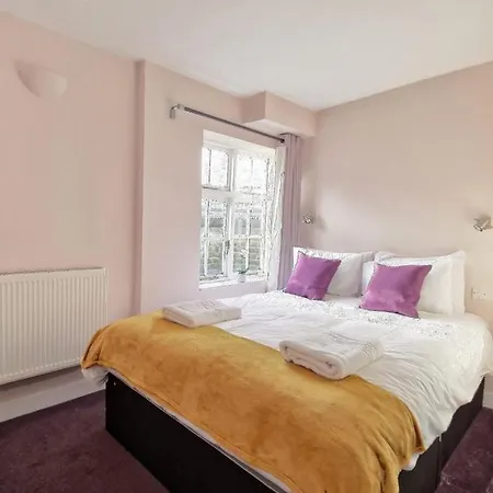 1 Bed- Flat In Kings Cross * Londen