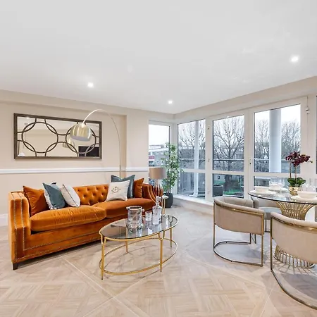 Modern 2 Bedroom Apartment With Ac In Chiswick London