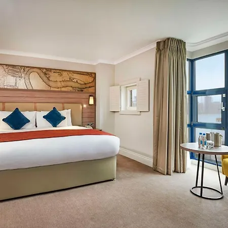 Doubletree By Hilton - Docklands Riverside Szálloda London