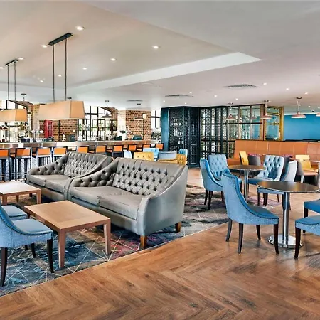 Doubletree By Hilton - Docklands Riverside Szálloda