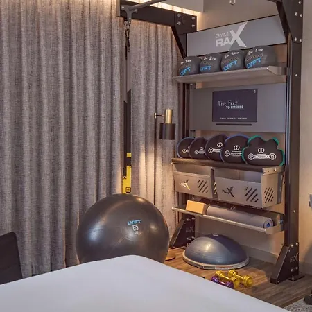 Hotel Doubletree By Hilton Angel Kings Cross 4*