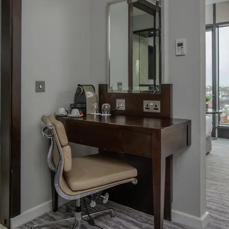 Doubletree By Hilton - Greenwich 4* Londres