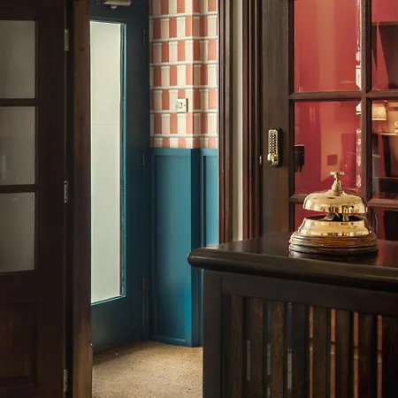 St. David's Paddington Hotel 2*
