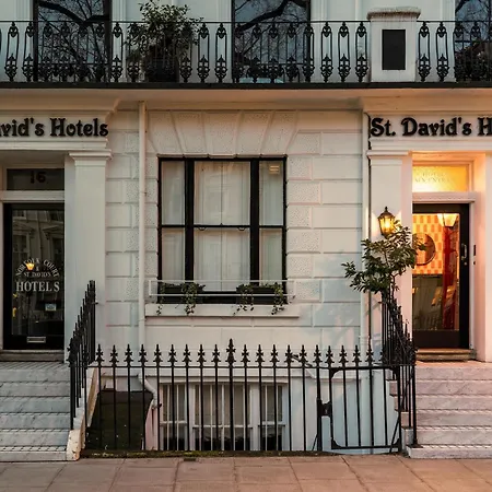 St. David's Paddington 2*