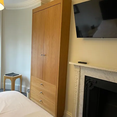 Kennington 4* London
