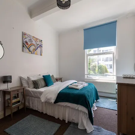 شقة Spacious Comfy 2br Flat لندن