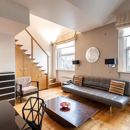 Space 4* London