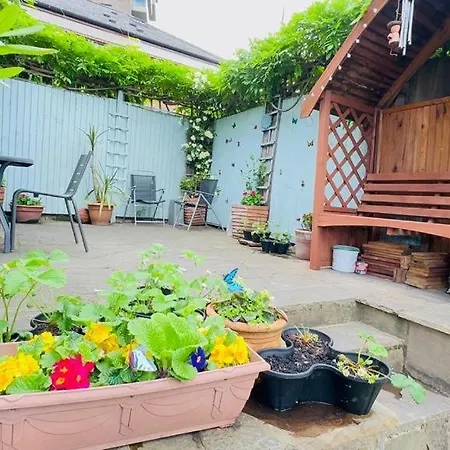 شقة Amazing Location - Of London- 2 Bedroom Stunning Canal View House With Private Garden,parking & Balcony لندن