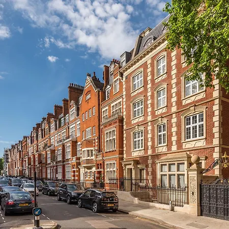 Moments From Hyde Park & Notting Hill With Free Luggage Storage And Washing Machine *