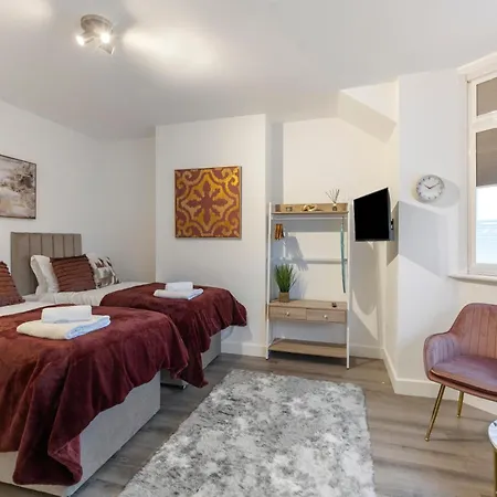 Modern 3 Min Walk To Tube Station Nw11 *