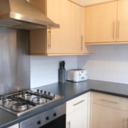 Charming 2br Minutes From Central London Apartment Merton (Greater London)