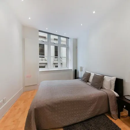 Apartment Best Mayfair Location With 2 Super King Beds *