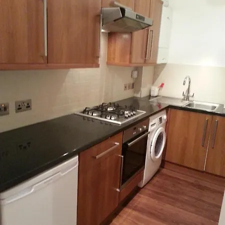 Epsom Road Flat Croydon