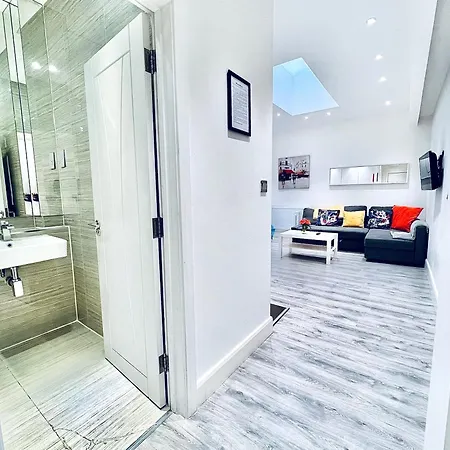Apartment Harrow