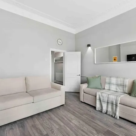 Chiswick Park Acton Town Garden * London