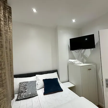 Smart Cosy/small Double In Oakridge Road Bromley Gæstehus *