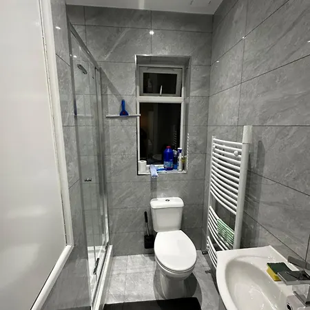 Smart Cosy/small Double In Oakridge Road Bromley Gæstehus *