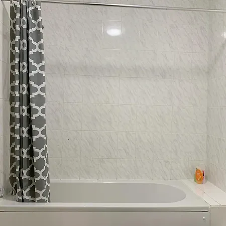 Appartamento Cosy Near Hampstead Heath With Free On-site Parking & Private Gardens, Golders Green