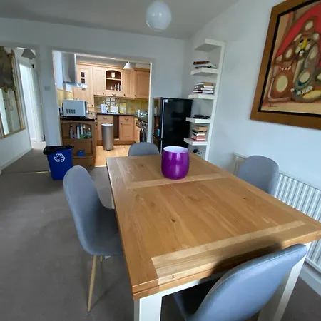 Apartment 3 Bedroom Top Floor Kensington London