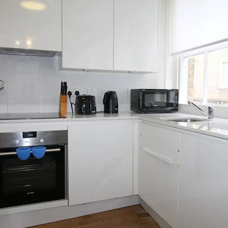 Fitzrovia - New Cavendish Street By Viridian * London