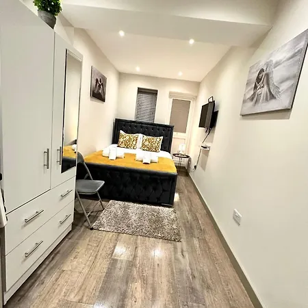 Harrow Suites Ha3