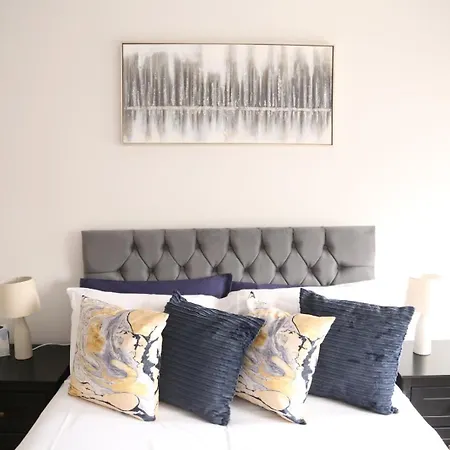 Star Warwick Mansions 4-bed Retreat