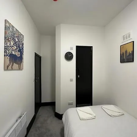 Ivy House 3* London