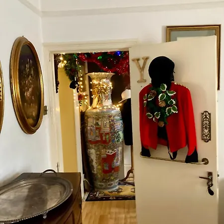 Quality And Very Good Value Private In Close To Notting Hill Zone 2