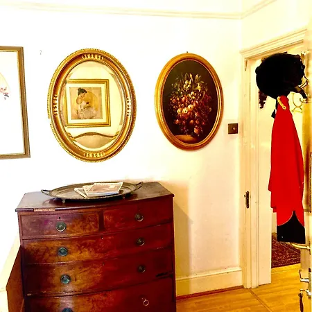 Guest house Quality And Very Good Value Private In Close To Notting Hill Zone 2