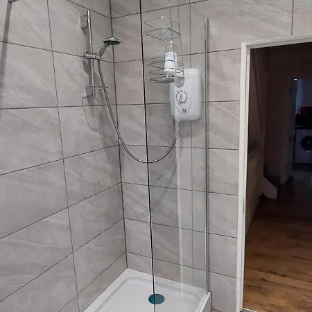 3 Bedroom - Ealing London