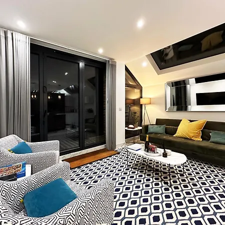 Nancy's Place In Notting Hill - 2 Double Beds, Ideal For Families Apartamento *