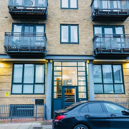 Homestay En-suite 5mins From Tower Bridge London
