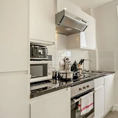 Apartment Knightsbridge Cosy 2 Bedroom Central Location *