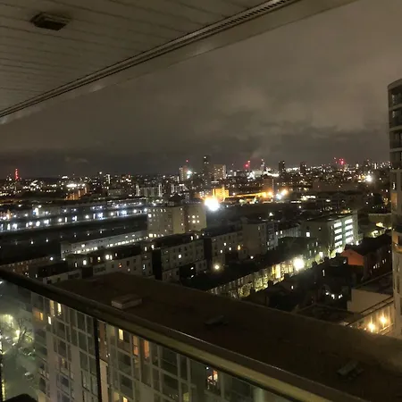 Modern 2bed 2bath Canary Wharf - Upto 5 Person Londra