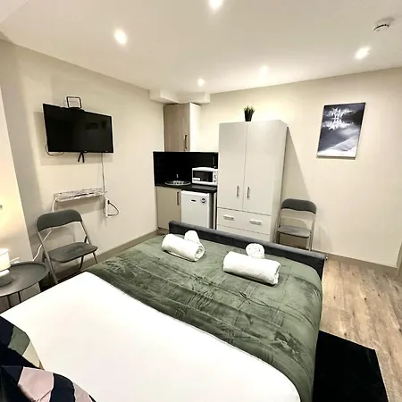 Harrow Suites Ha3