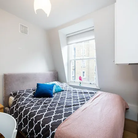2bed Cosy Flat In Vibrant Fitzrovia * London