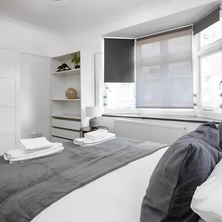 Modern 2 Bed In Prime Camden Sleeps 6 *