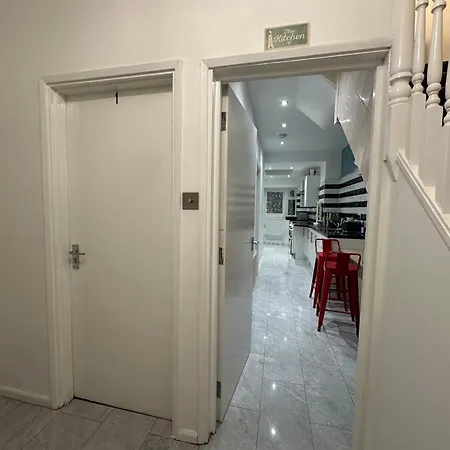 Gæstehus Smart Cosy/small Double In Oakridge Road Bromley *