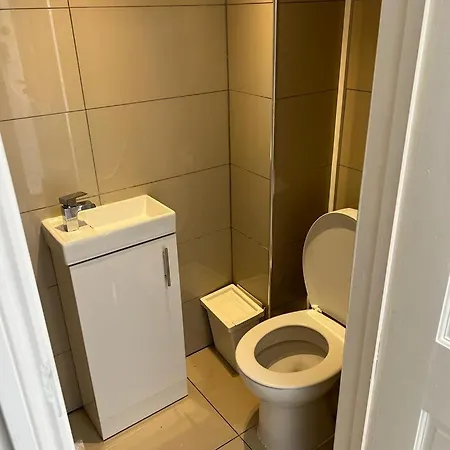 Homestay Double Near Canary Wharf 28