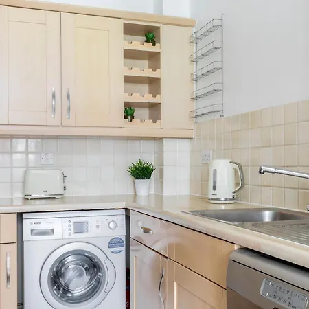 The Haggerston Collection Daire