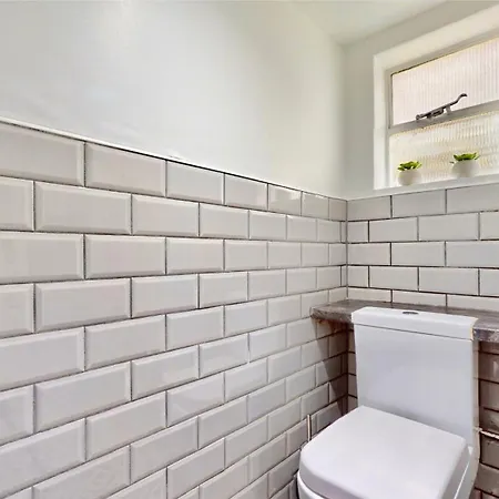 Apartment Tube & Notting Hill Nearby - Garden Flat Haven