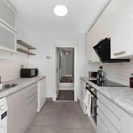 Chiswick Park Acton Town Garden * London